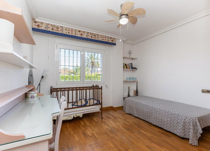 Reventa - Villa / Casa - Torrevieja - Torreta florida