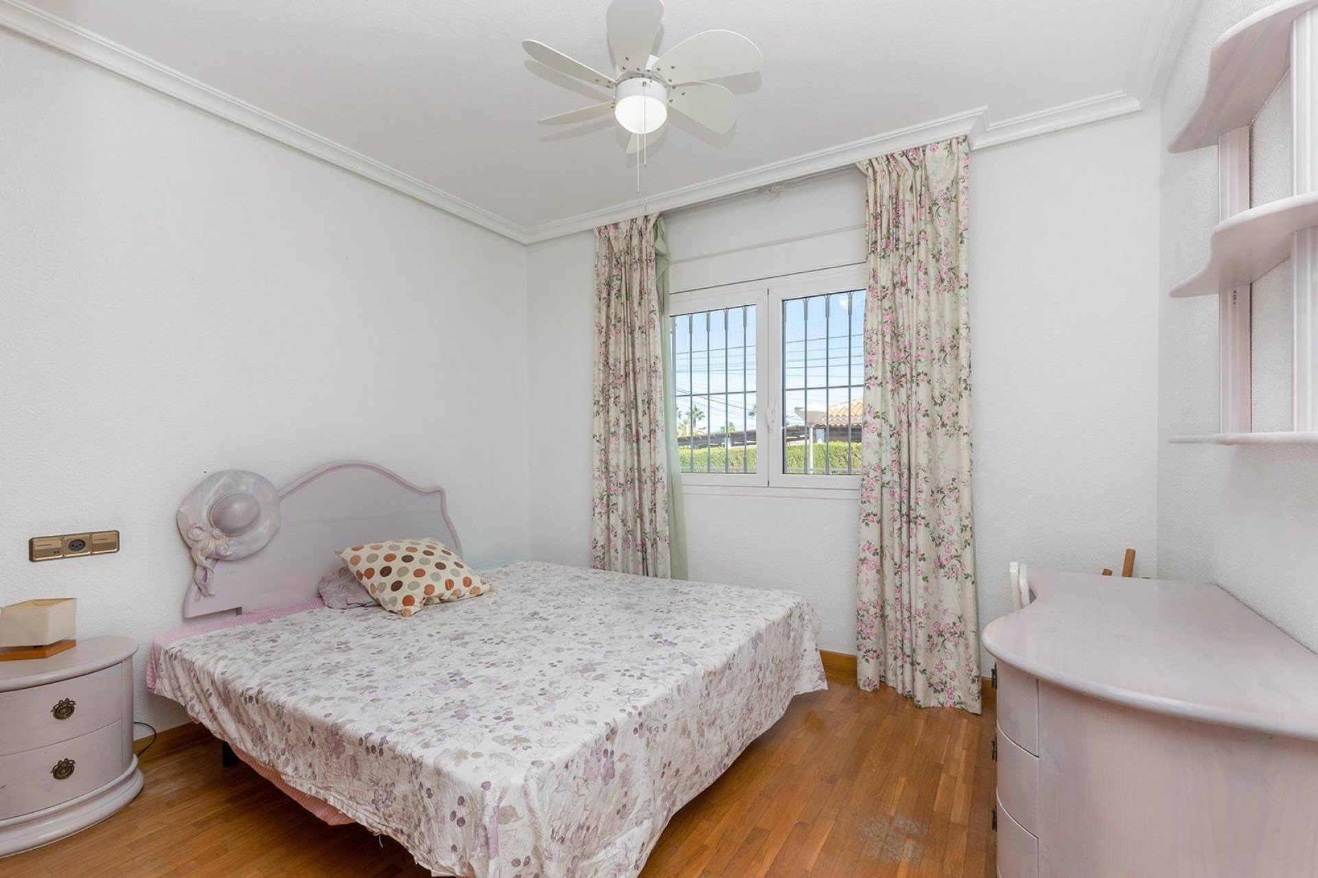 Reventa - Villa / Casa - Torrevieja - Torreta florida