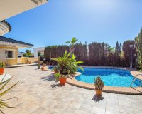 Reventa - Villa / Casa - Torrevieja - Torreta florida