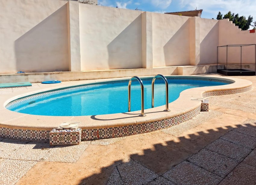 Reventa - Villa / Casa - Torrevieja