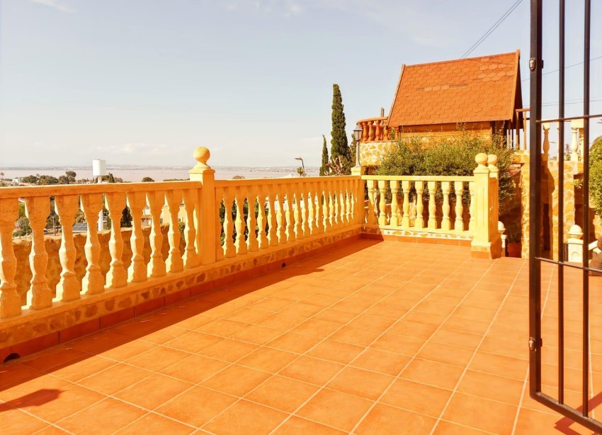 Reventa - Villa / Casa - Torrevieja