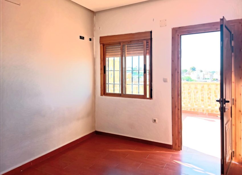 Reventa - Villa / Casa - Torrevieja
