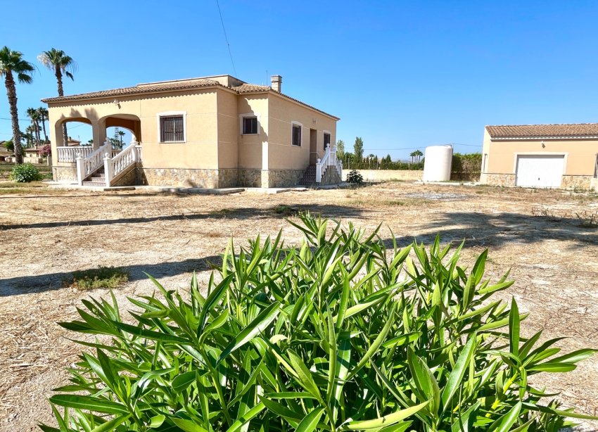 Reventa - Villa - Catral