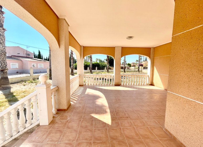 Reventa - Villa - Catral