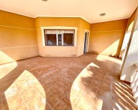Reventa - Villa - Catral