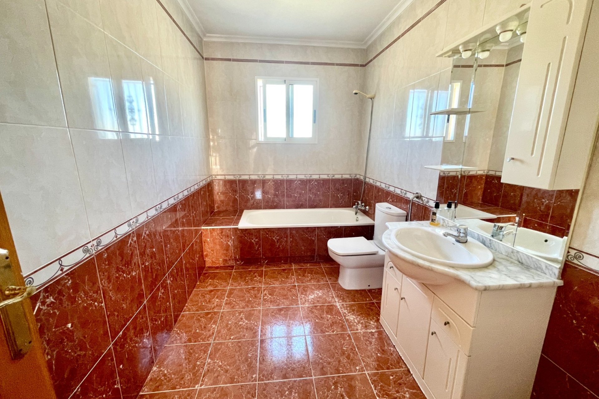 Reventa - Villa - Catral