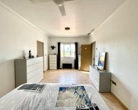 Reventa - Villa - Catral