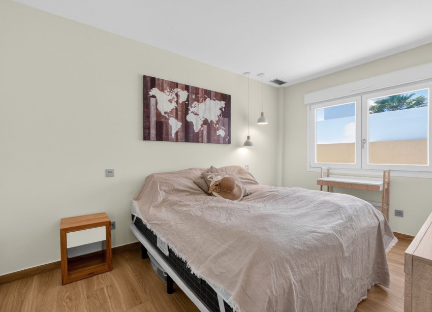 Reventa - Villa - Ciudad Quesada - Alicante