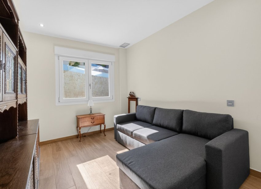Reventa - Villa - Ciudad Quesada - Alicante