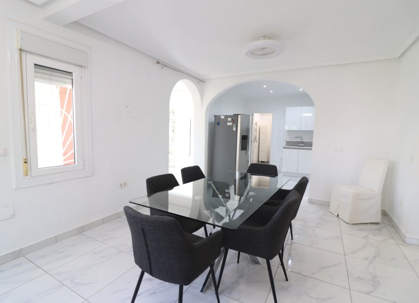 Reventa - Villa - Ciudad Quesada - La Fiesta