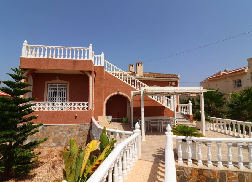 Reventa - Villa - Ciudad Quesada - La Fiesta