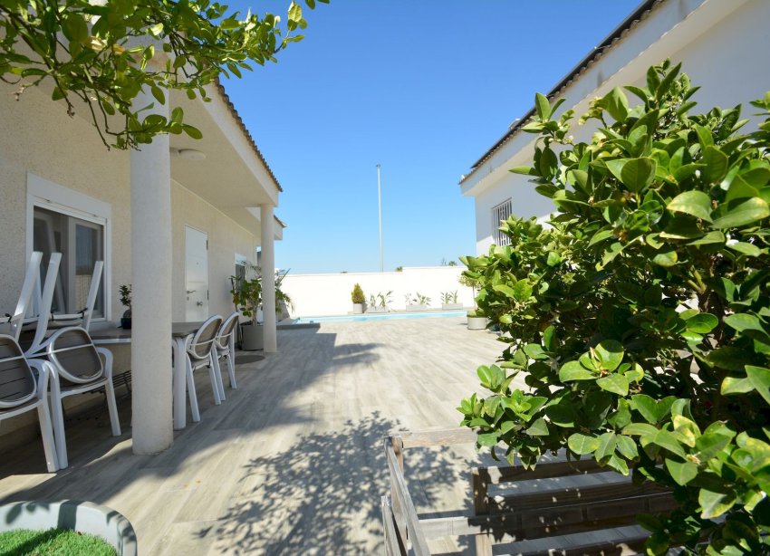 Reventa - Villa - Ciudad Quesada - Lo Pepin
