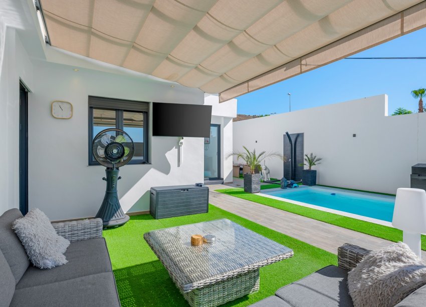 Reventa - Villa - Fortuna - Urbanizacion Las Kalendas