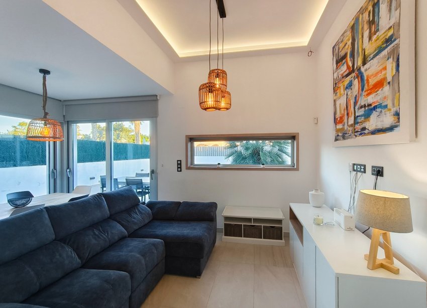 Reventa - Villa - Guardamar del Segura - El Raso