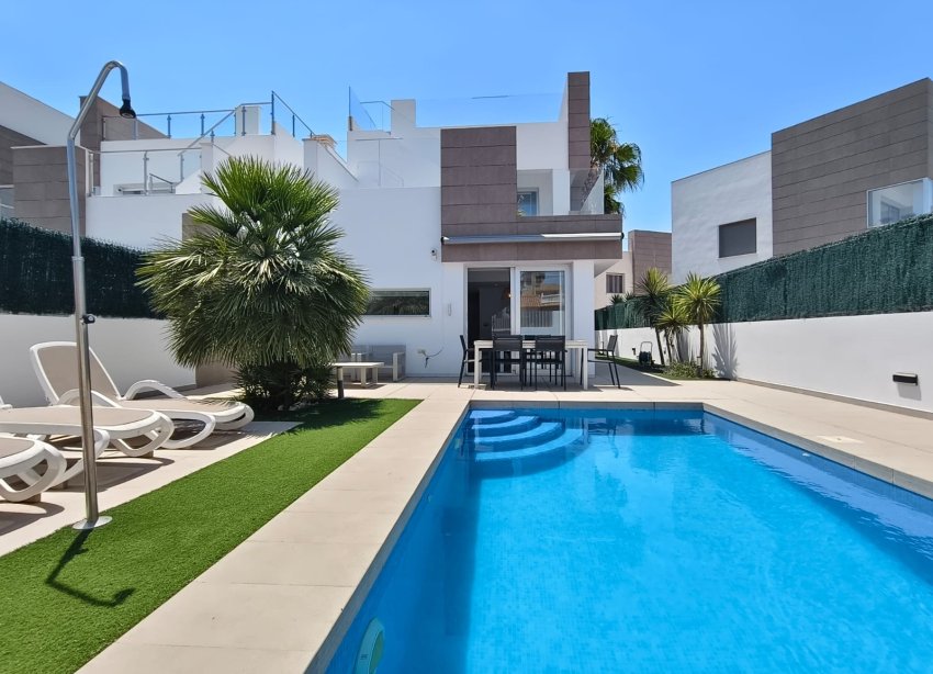 Reventa - Villa - Guardamar del Segura - El Raso