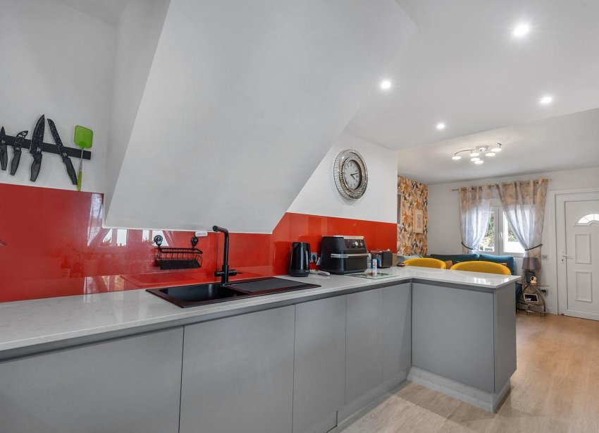 Reventa - Villa - Guardamar del Segura - Urbanizaciones