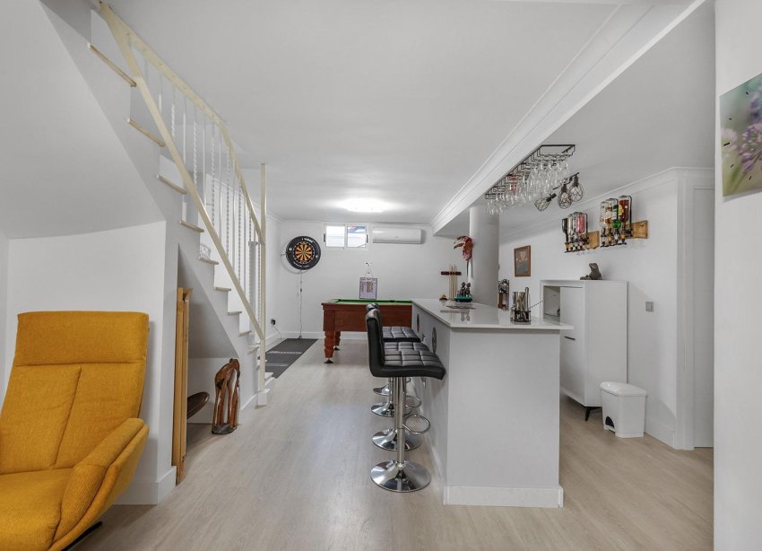 Reventa - Villa - Guardamar del Segura - Urbanizaciones