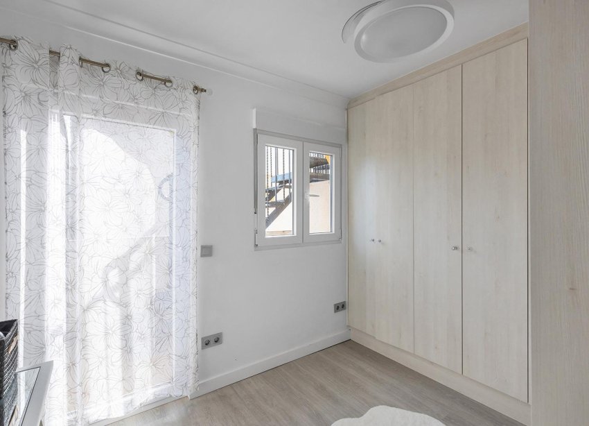 Reventa - Villa - Guardamar del Segura - Urbanizaciones