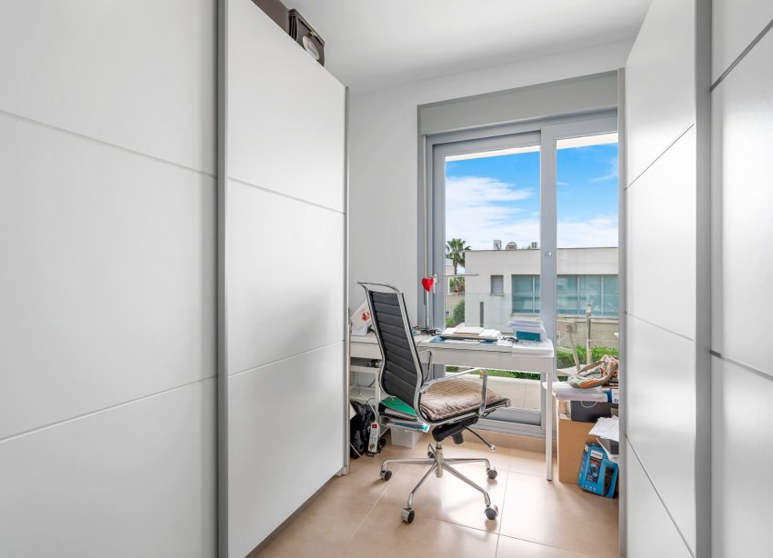 Reventa - Villa - Jacarilla - Vistabella