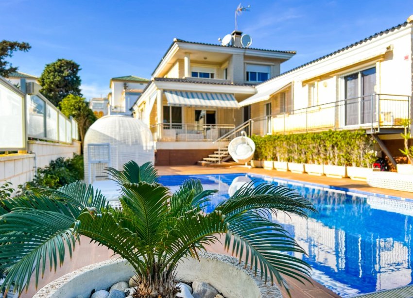 Reventa - Villa - La Mata