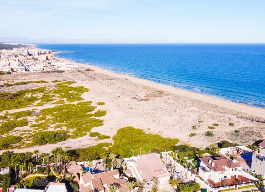 Reventa - Villa - La Mata