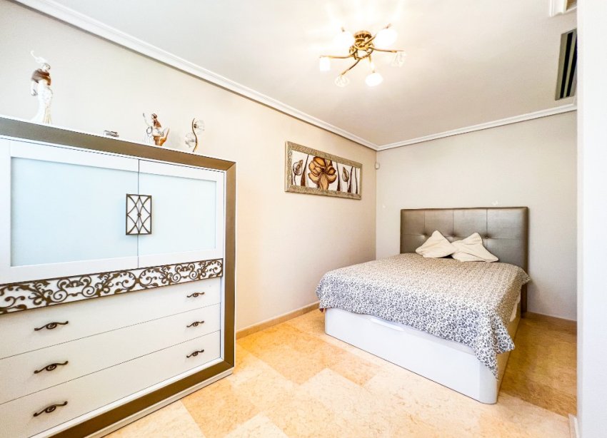 Reventa - Villa - La Mata