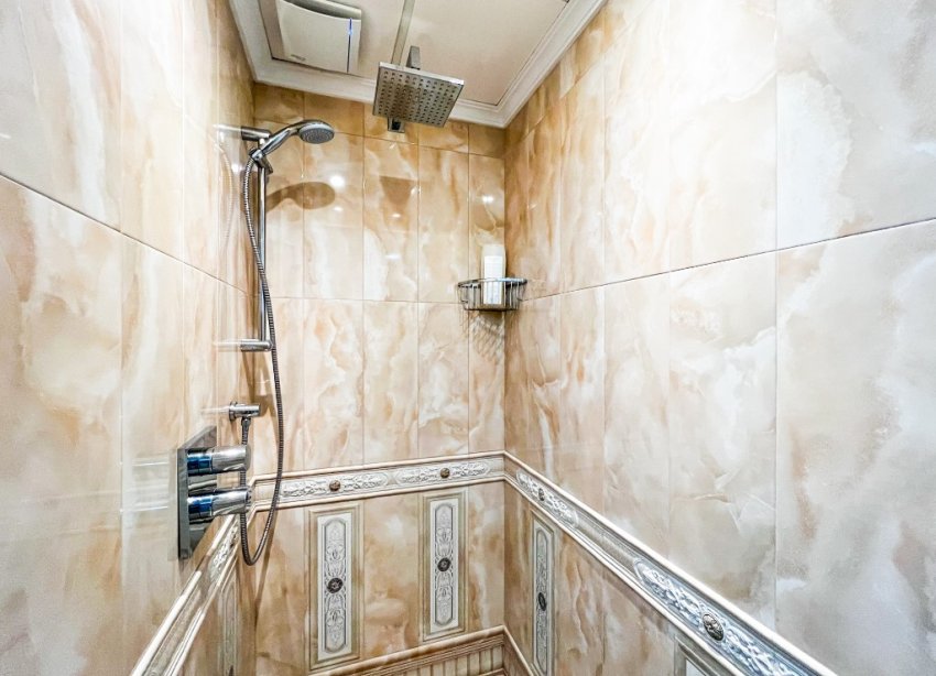 Reventa - Villa - La Mata