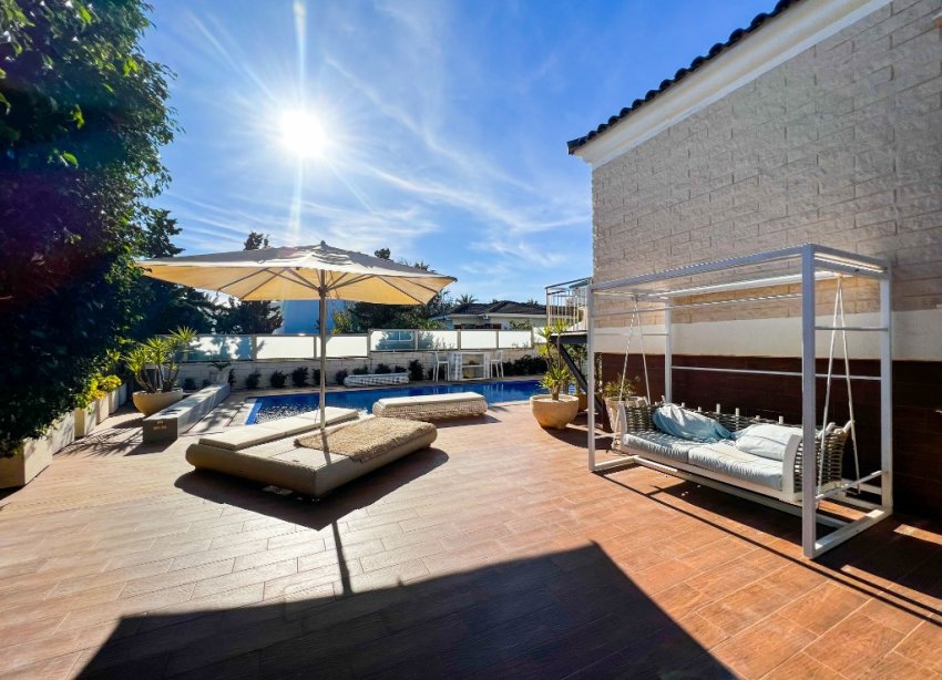 Reventa - Villa - La Mata