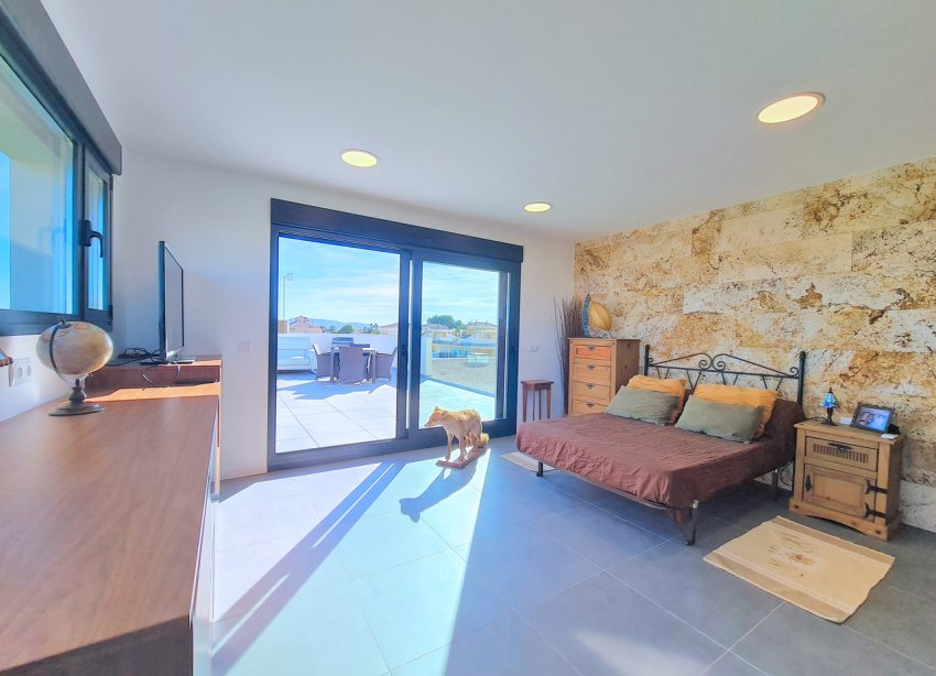 Reventa - Villa - Los Alcazares - Los Alcázares