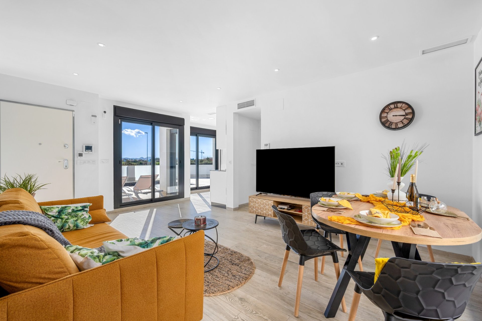 Reventa - Villa - Los Alcazares