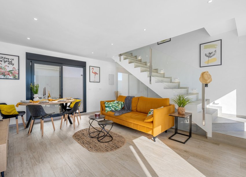 Reventa - Villa - Los Alcazares