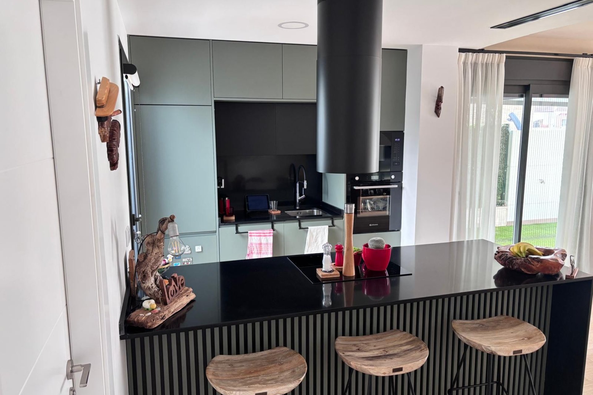 Reventa - Villa - Los Montesinos - La Herada