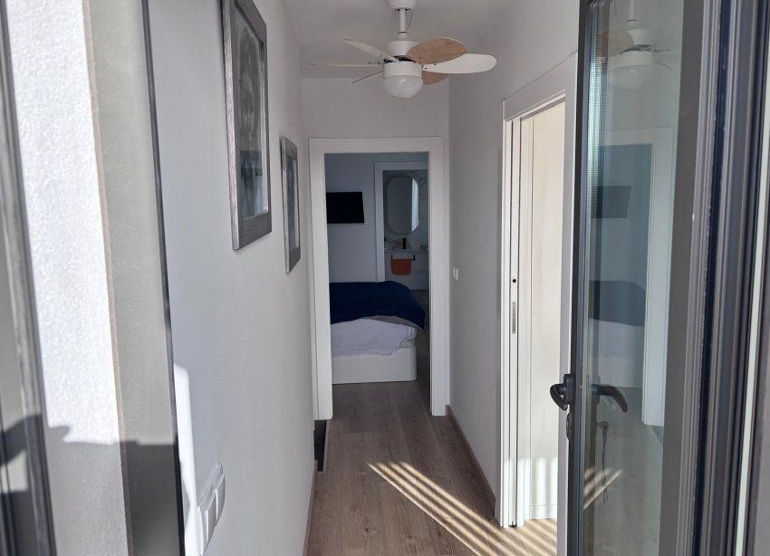 Reventa - Villa - Los Montesinos - La Herada