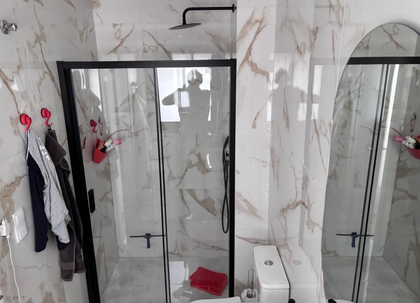 Reventa - Villa - Los Montesinos - La Herada