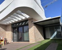 Reventa - Villa - Los Montesinos - La Herada