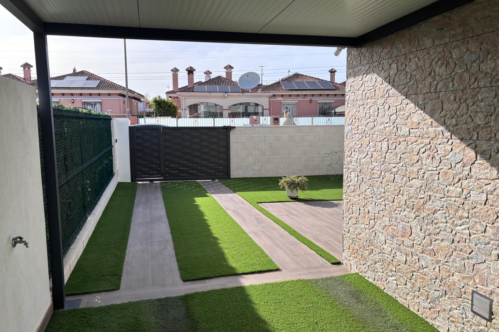 Reventa - Villa - Los Montesinos - La Herada