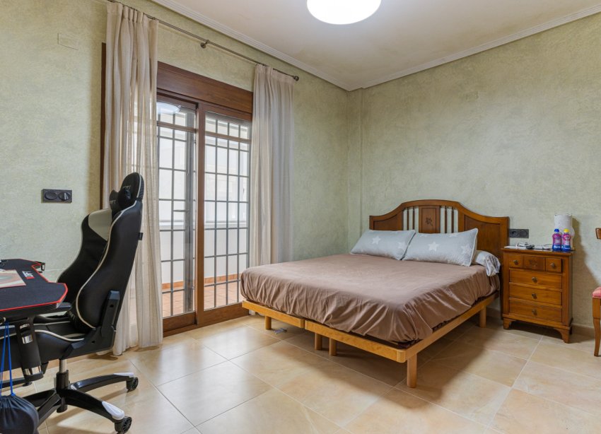 Reventa - Villa - Los Montesinos - La Herrada