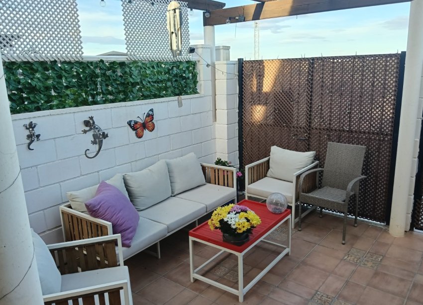 Reventa - Villa - Los Montesinos - La Herrada