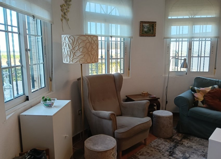 Reventa - Villa - Los Montesinos - La Herrada