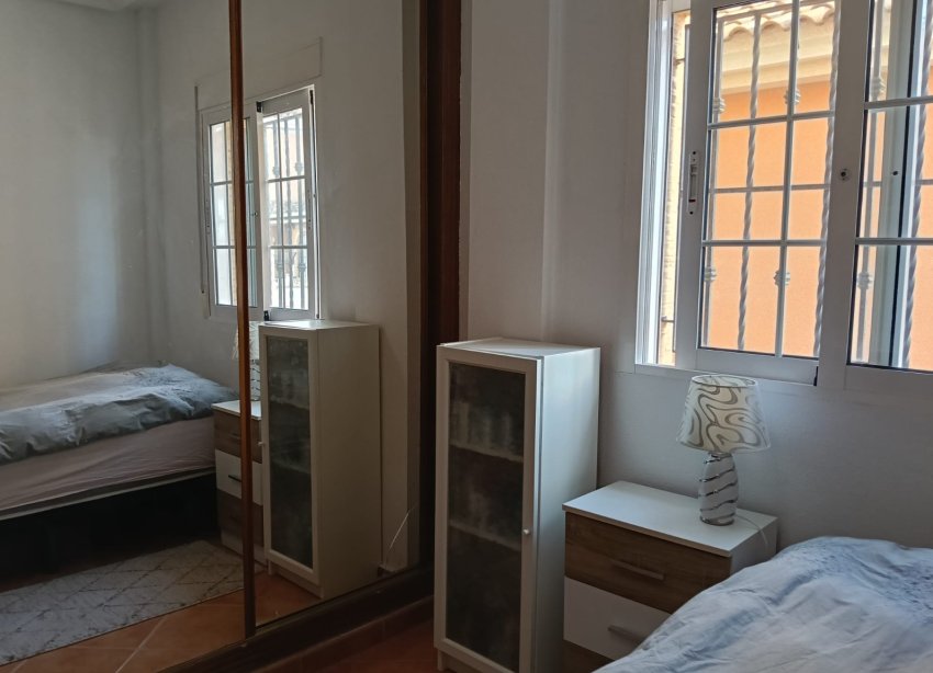 Reventa - Villa - Los Montesinos - La Herrada