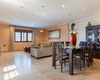 Reventa - Villa - Los Montesinos - La Herrada