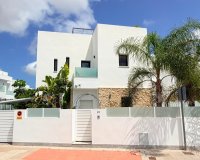 Reventa - Villa - Los Montesinos - La Herrada