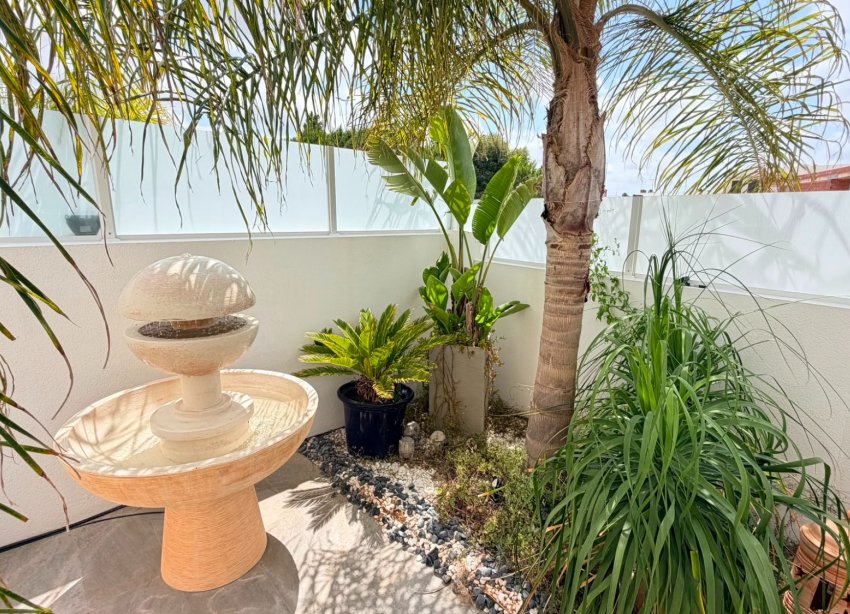 Reventa - Villa - Los Montesinos - La Herrada