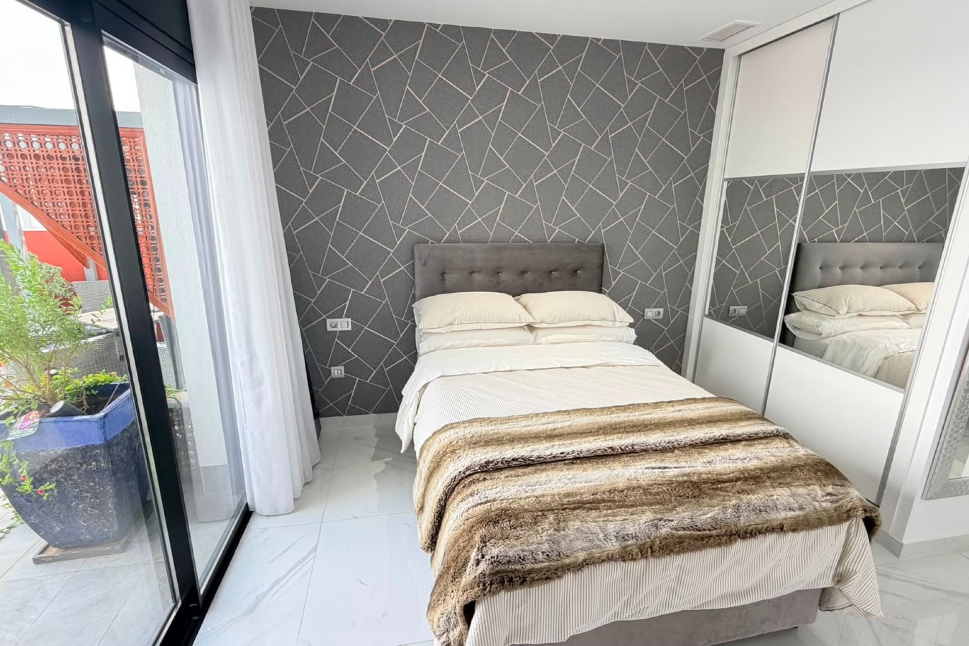 Reventa - Villa - Los Montesinos - La Herrada