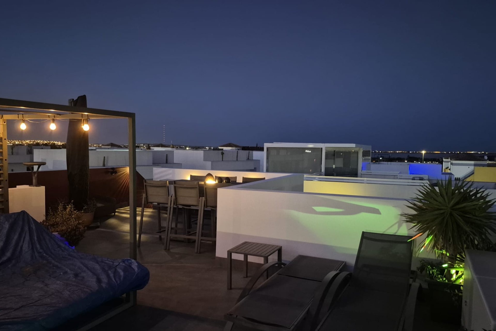 Reventa - Villa - Los Montesinos - La Herrada