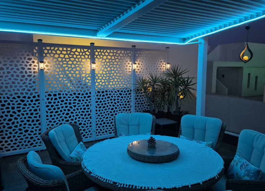 Reventa - Villa - Los Montesinos - La Herrada