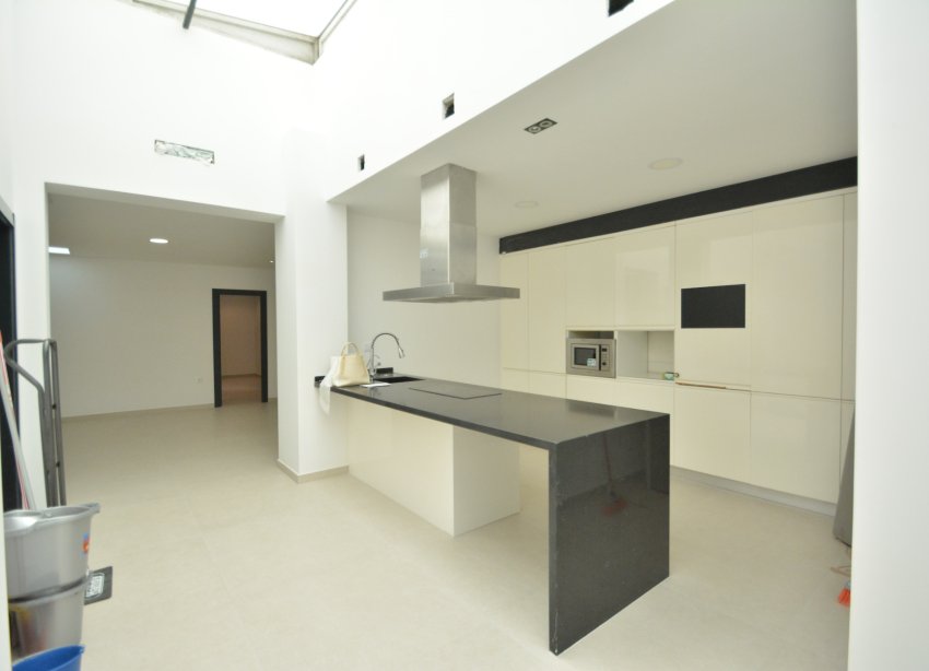 Reventa - Villa - Los Montesinos - LOS MONTESINOS