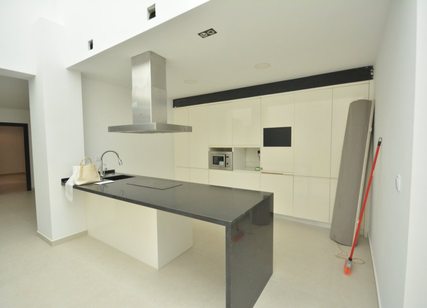 Reventa - Villa - Los Montesinos - LOS MONTESINOS