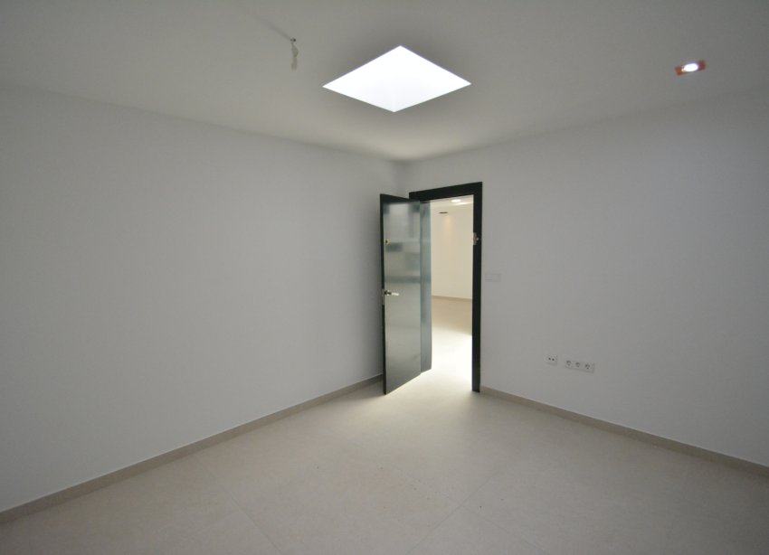 Reventa - Villa - Los Montesinos - LOS MONTESINOS