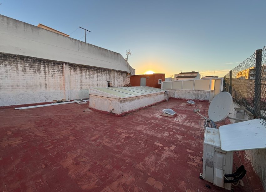 Reventa - Villa - Los Montesinos - LOS MONTESINOS